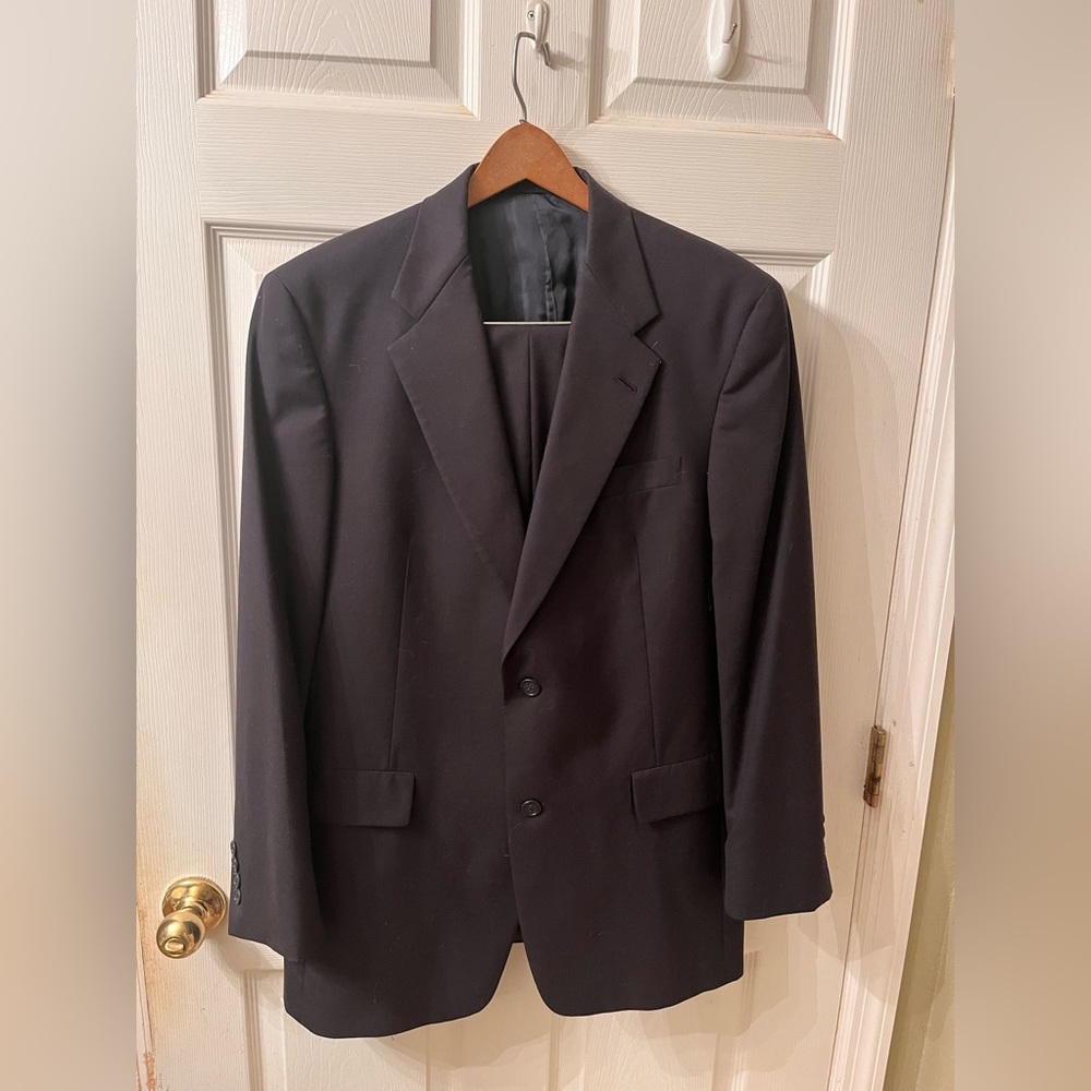 Hart Shaffner and Marx Dark Blue Men’s Suit